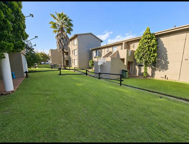 2 BEDROOM APARTMENT FOR SALE IN PEACEHAVEN